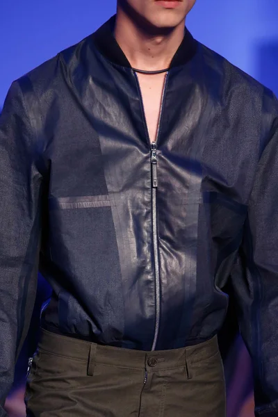 Look 57